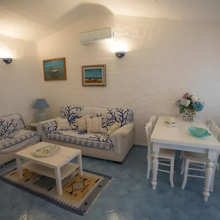 Costa Smeralda Indipendente Vista Mare بيت للعطل